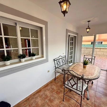 Adassa - Exclusive In El Madronal Tatil Evi *