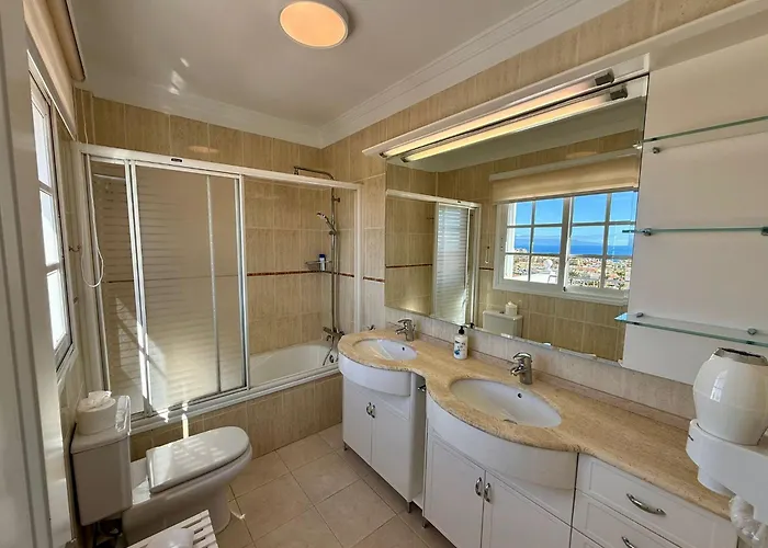 Adassa - Exclusive In El Madronal Holiday home *