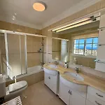 Adassa - Exclusive In El Madronal 度假居 *