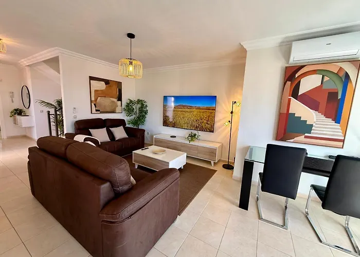 Adassa - Exclusive In El Madronal Tatil Evi *