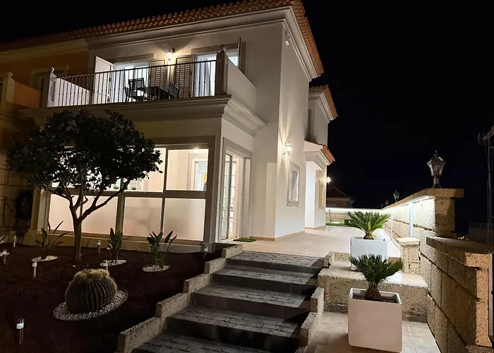 Adassa - Exclusive In El Madronal Tatil Evi *