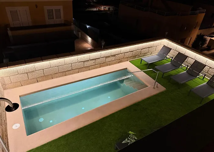 Adassa - Exclusive In El Madronal Tatil Evi